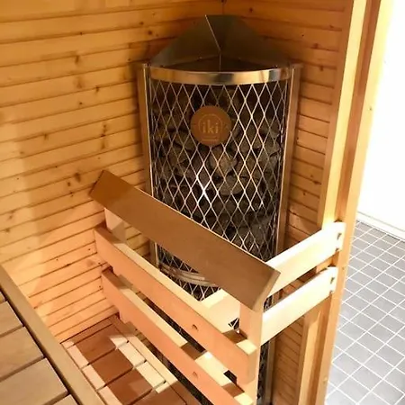 Brand New And Cozy Modern Studio! Withaircondition *